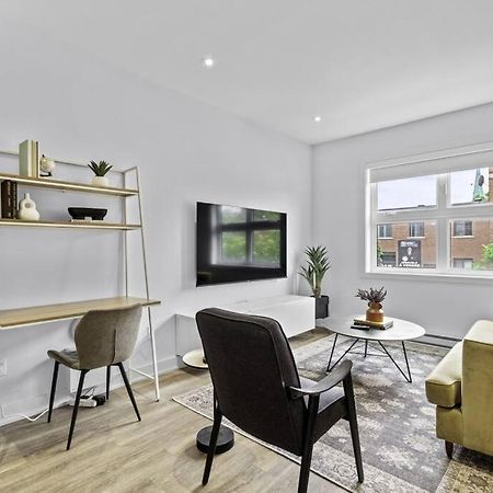 Stylish 2 Bedroom Haven By Jean Talon Market Montréal Dış mekan fotoğraf